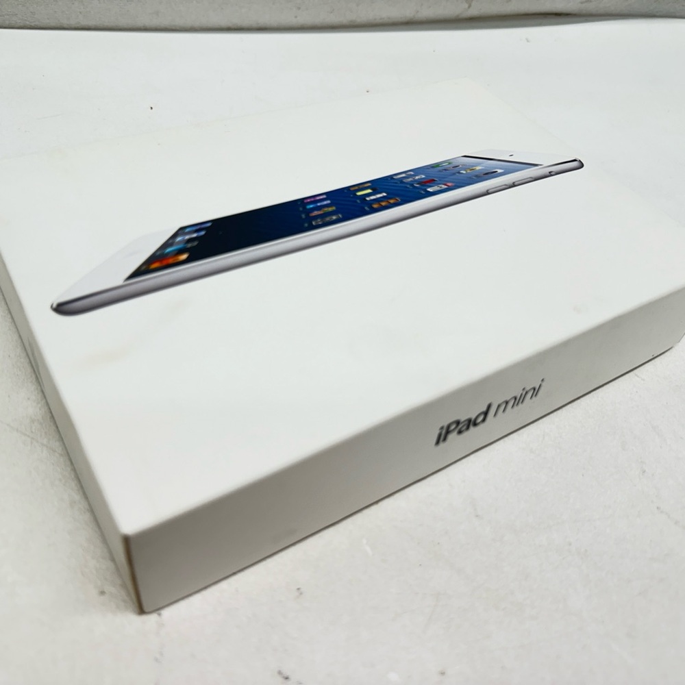 Box Only Apple iPad Mini 64Gb - White w/papers and stickers inside